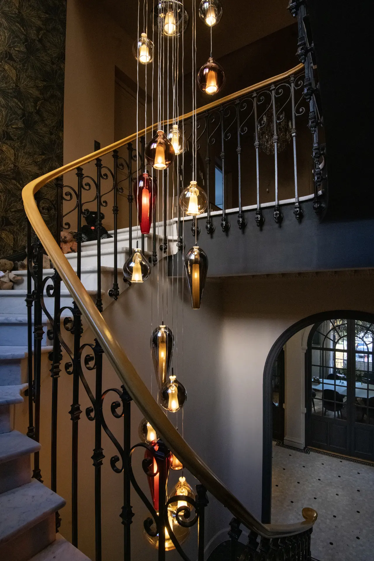 Lustre escalier