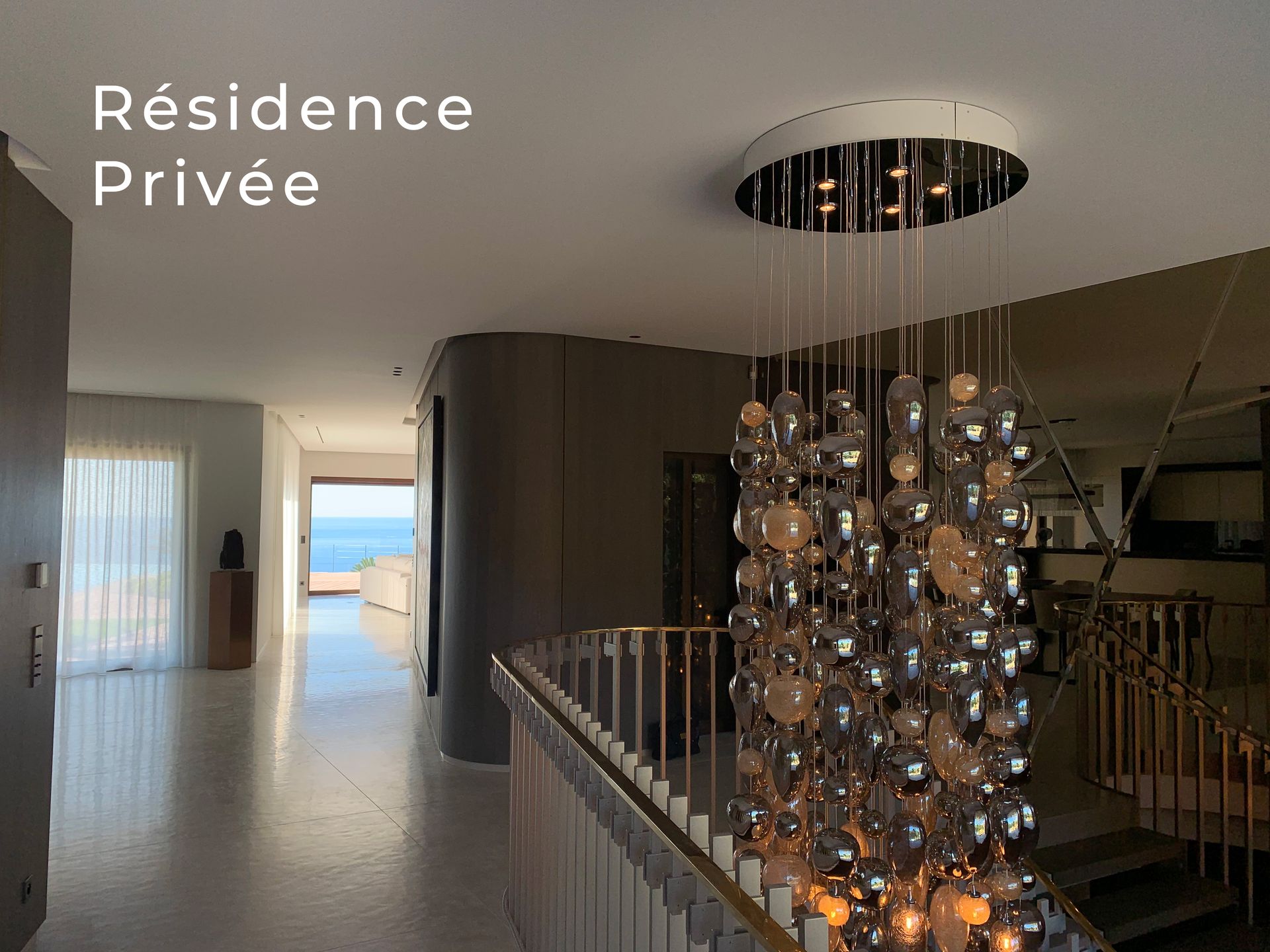 Suspension en verre escalier